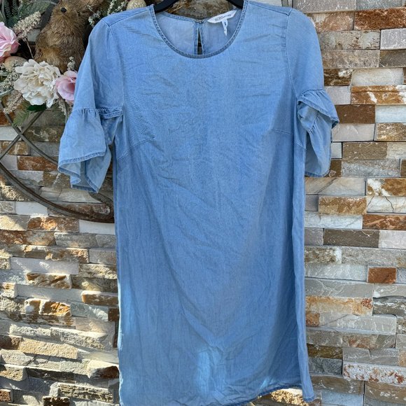 BCBGeneration Denim DRESS‎ Ruffled Sleeves - Picture 1 of 3